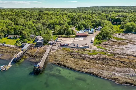 32 Bakers Wharf Road Phippsburg ME 04562