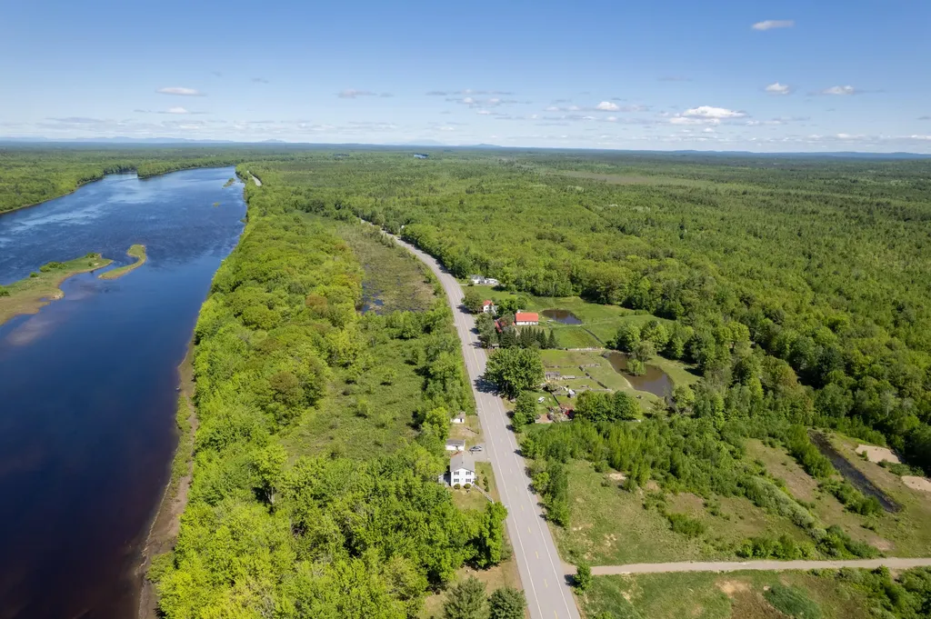 1204 Main Road Milford ME 04461