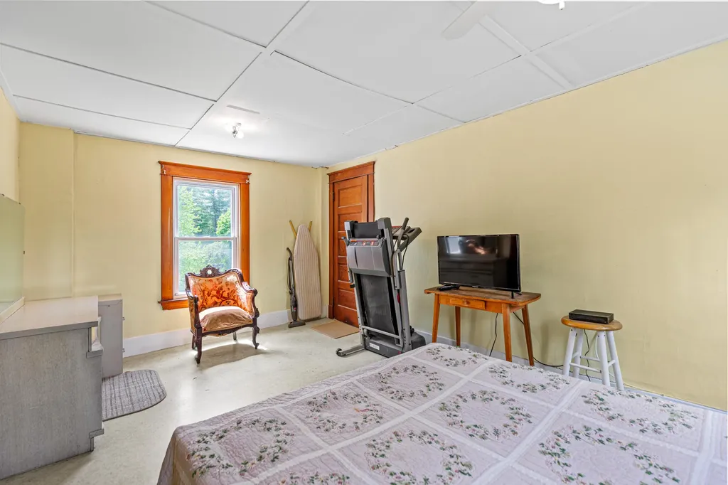 190 Huston Road Gorham ME 04038