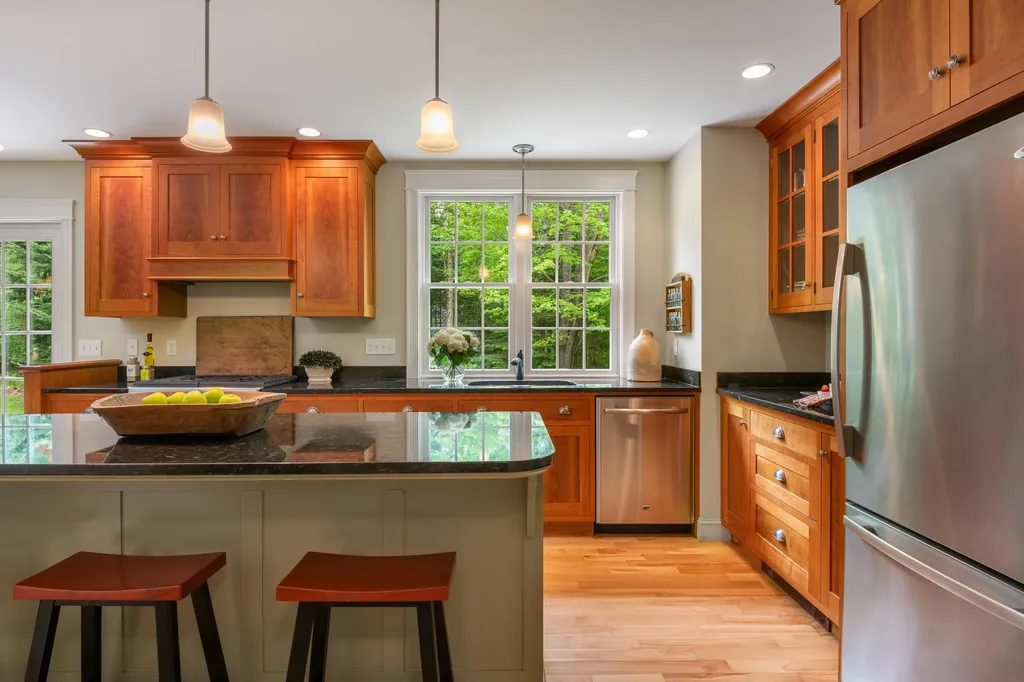 23 Whitcombs Way Yarmouth ME 04096
