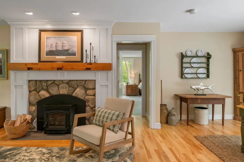 23 Whitcombs Way Yarmouth ME 04096