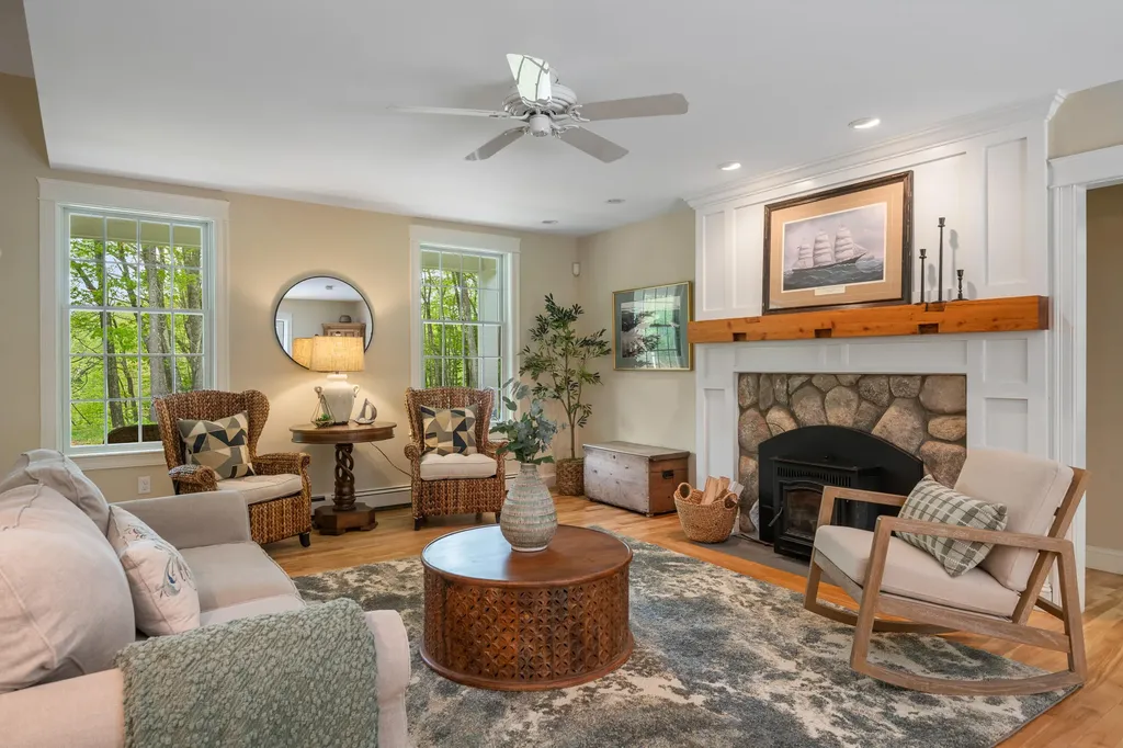 23 Whitcombs Way Yarmouth ME 04096