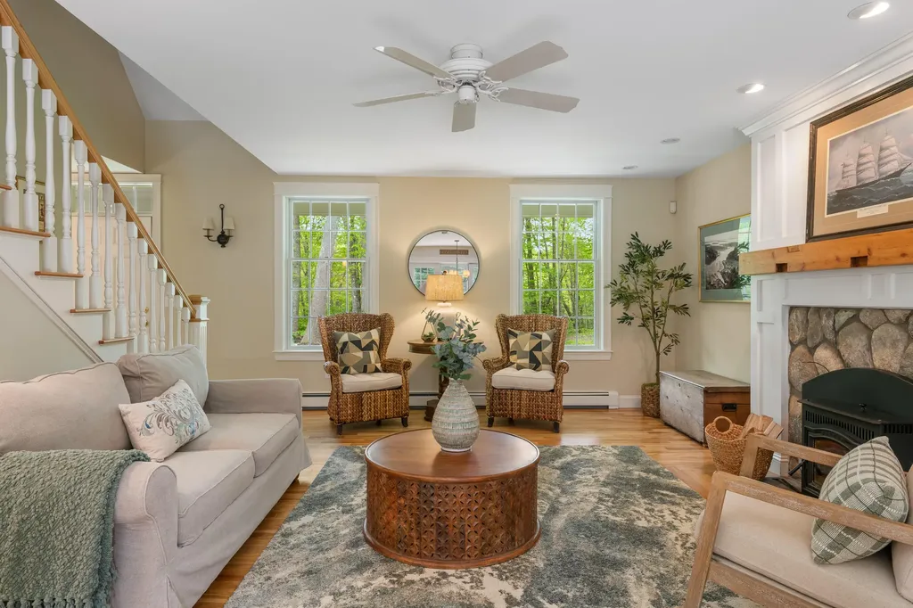 23 Whitcombs Way Yarmouth ME 04096