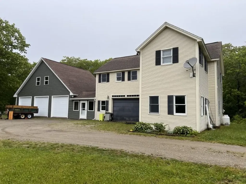 151 Blodgett Road Pittston ME 04345