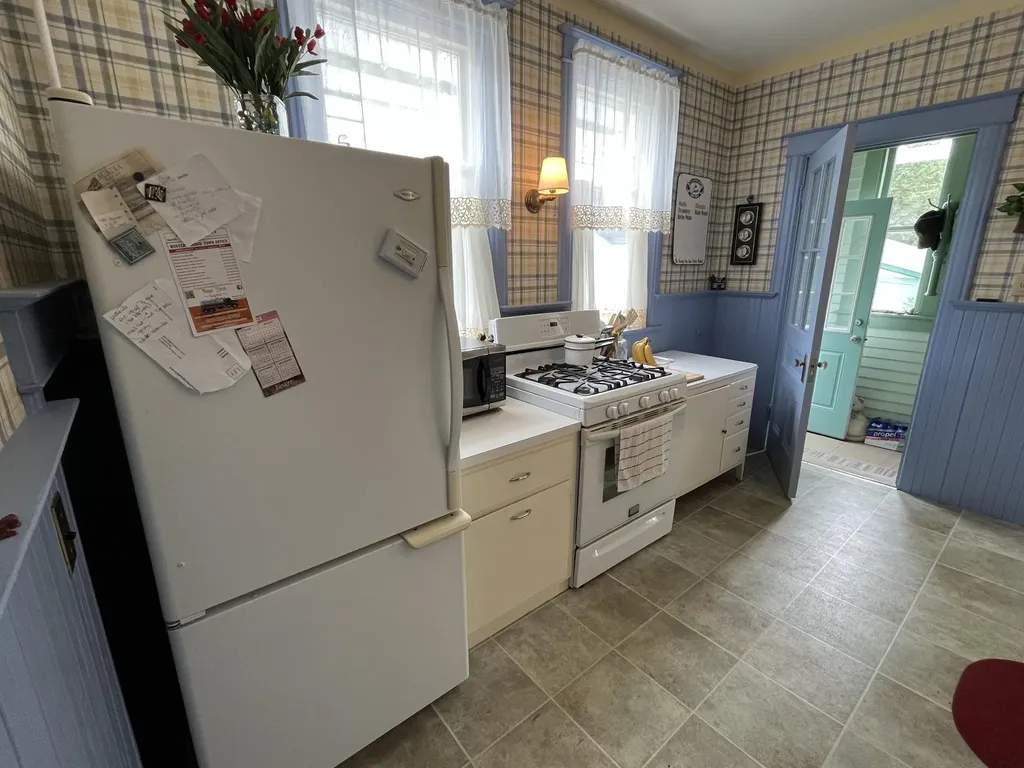 358 Main Street Winter Harbor ME 04693
