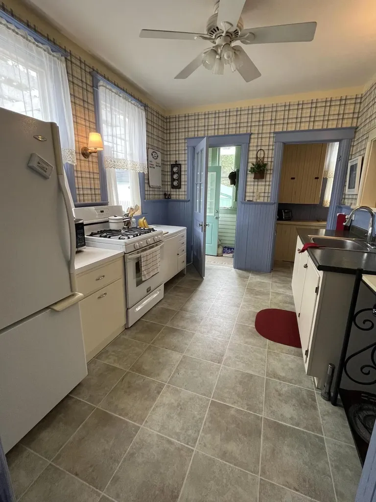 358 Main Street Winter Harbor ME 04693