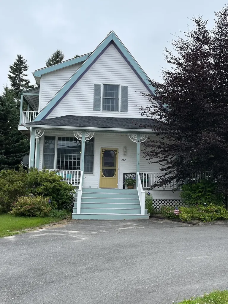 358 Main Street Winter Harbor ME 04693