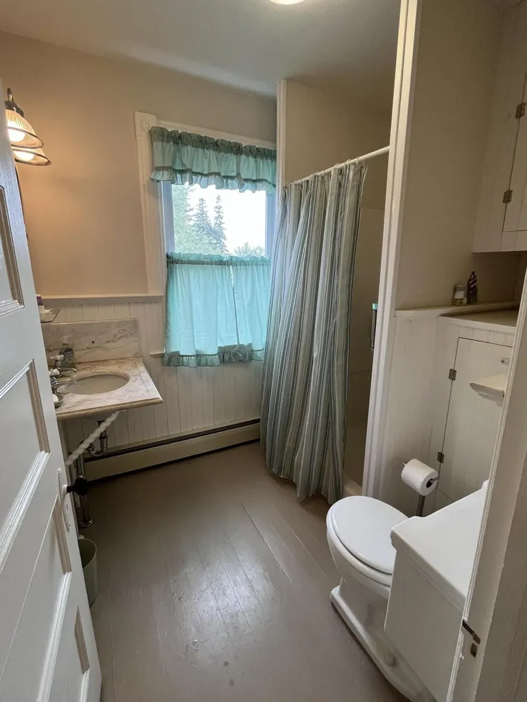 358 Main Street Winter Harbor ME 04693