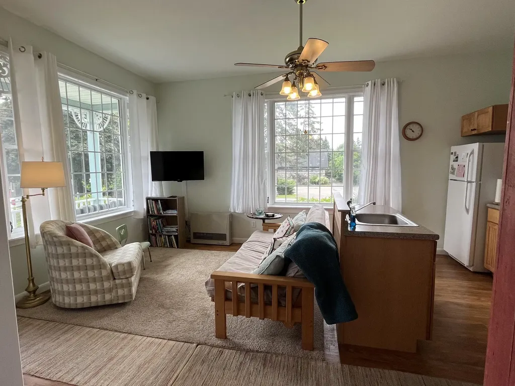 358 Main Street Winter Harbor ME 04693