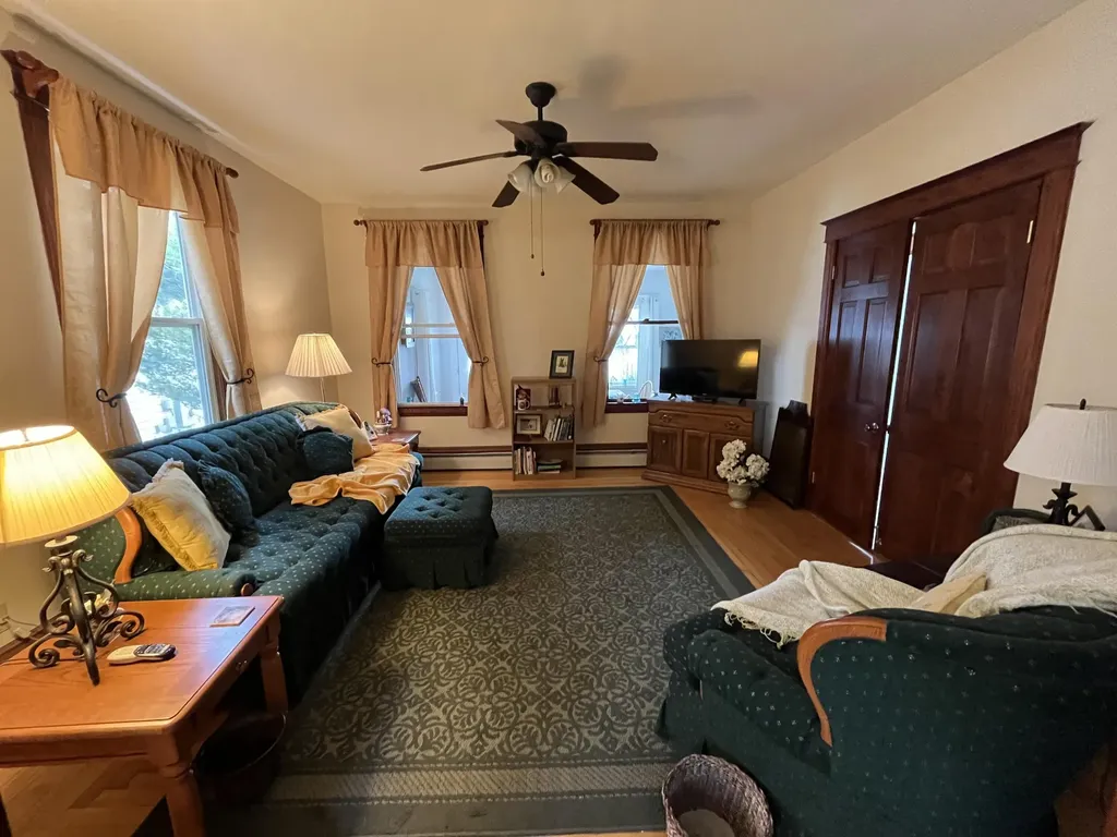 358 Main Street Winter Harbor ME 04693