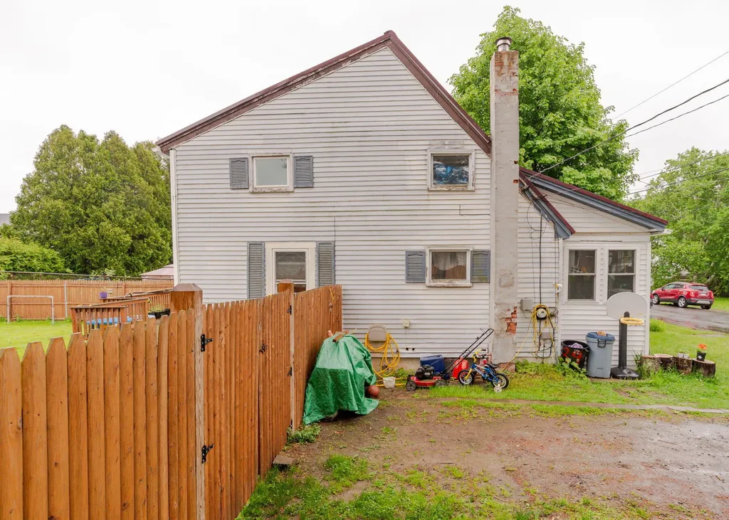 39 Wilkes Street Waterville ME 04901