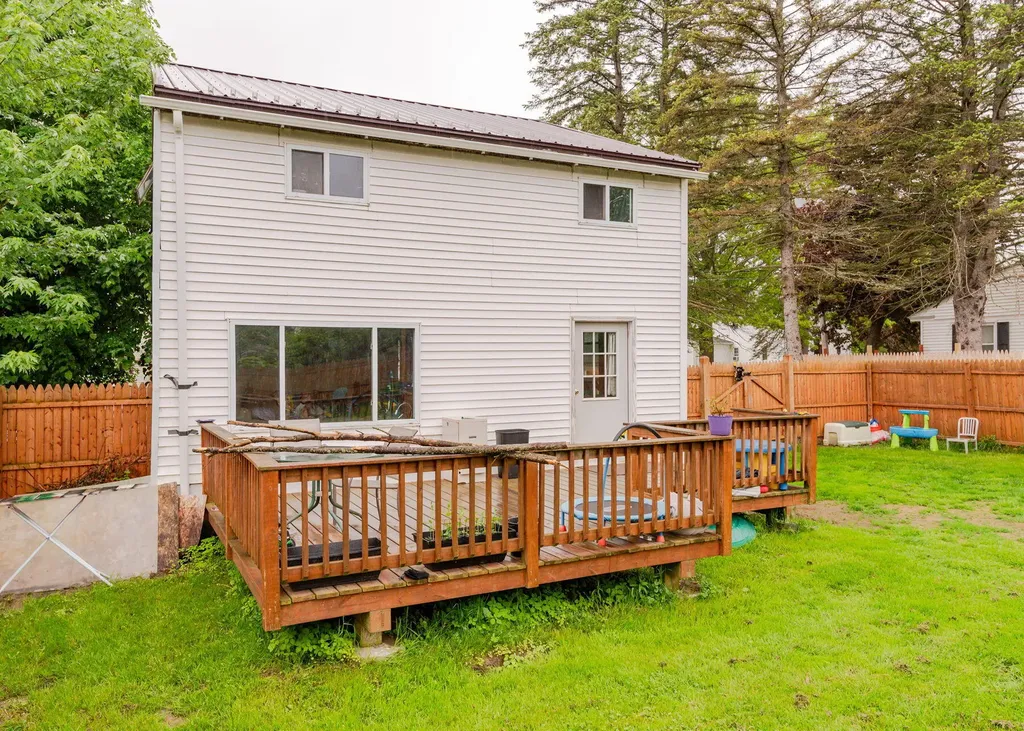 39 Wilkes Street Waterville ME 04901