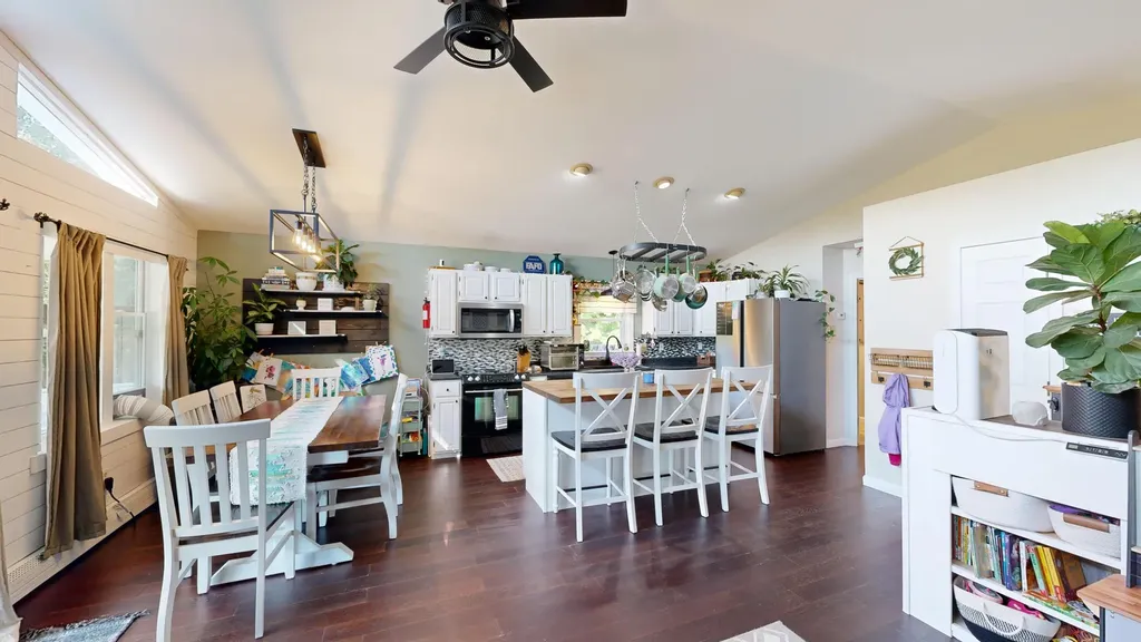 35 Avalon Street Lewiston ME 04240