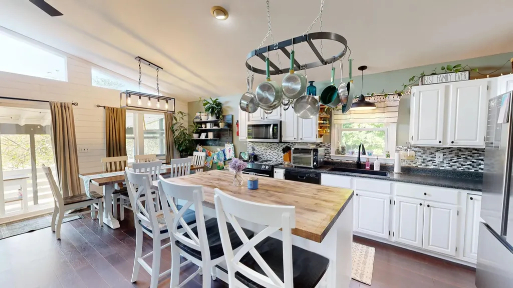 35 Avalon Street Lewiston ME 04240