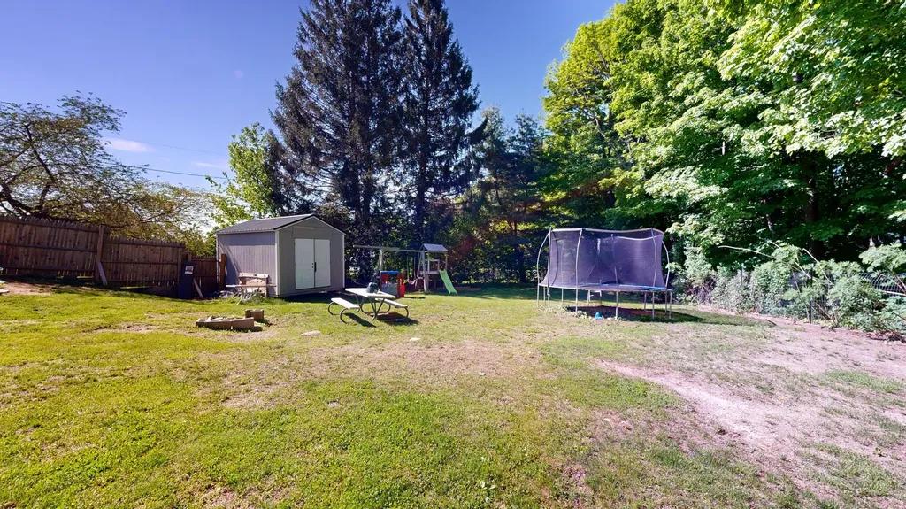 35 Avalon Street Lewiston ME 04240