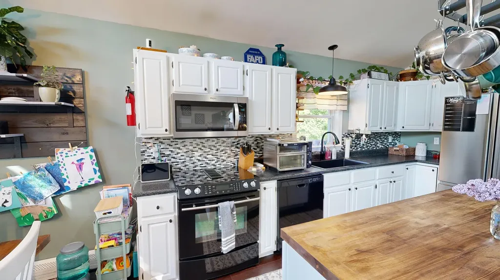 35 Avalon Street Lewiston ME 04240