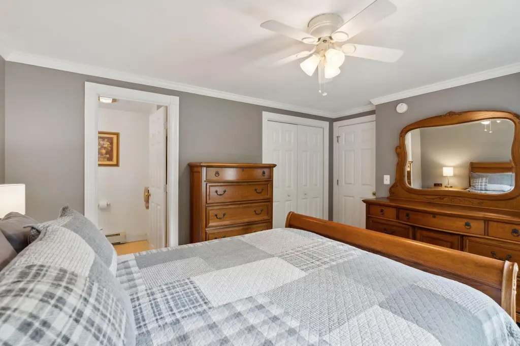 25 Holly Lane Windham ME 04062