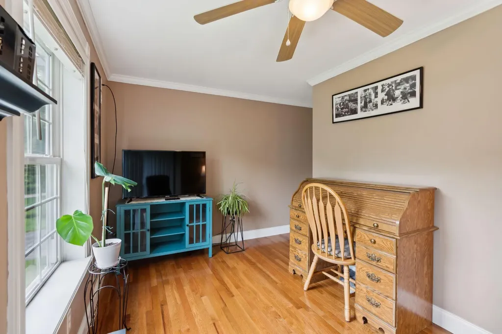 25 Holly Lane Windham ME 04062
