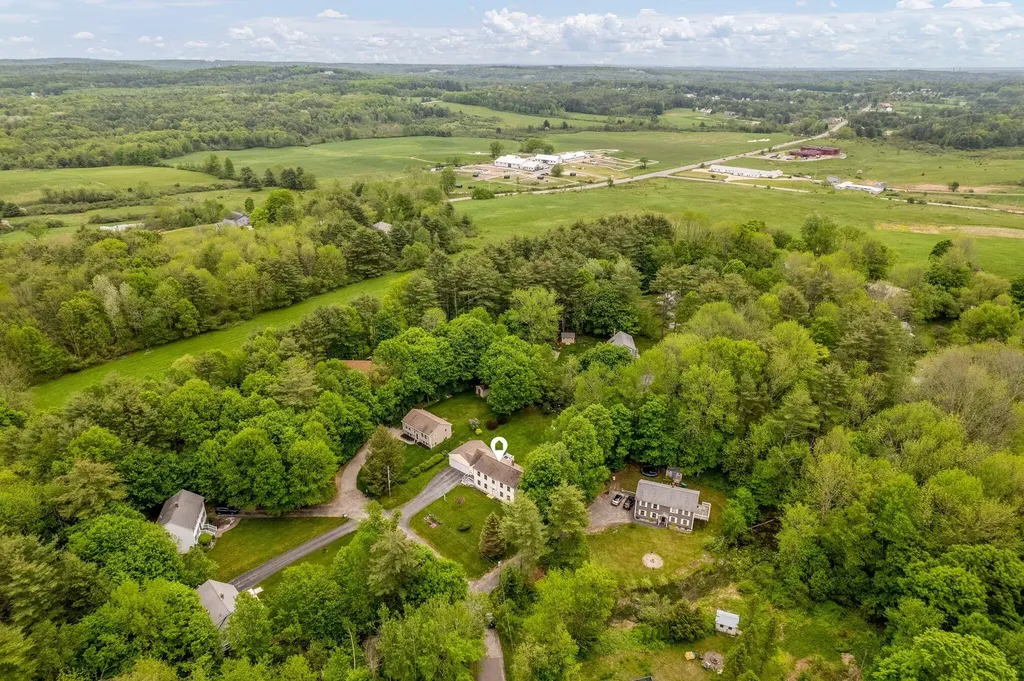 25 Holly Lane Windham ME 04062