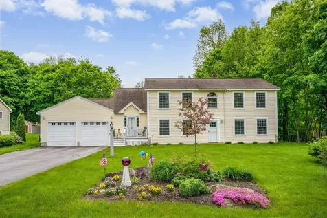 25 Holly Lane Windham ME 04062