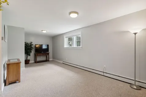 25 Holly Lane Windham ME 04062