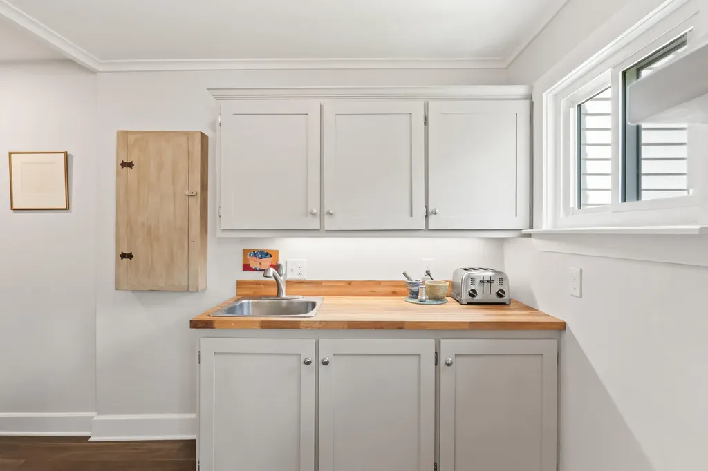7 John Street Lyman ME 04002