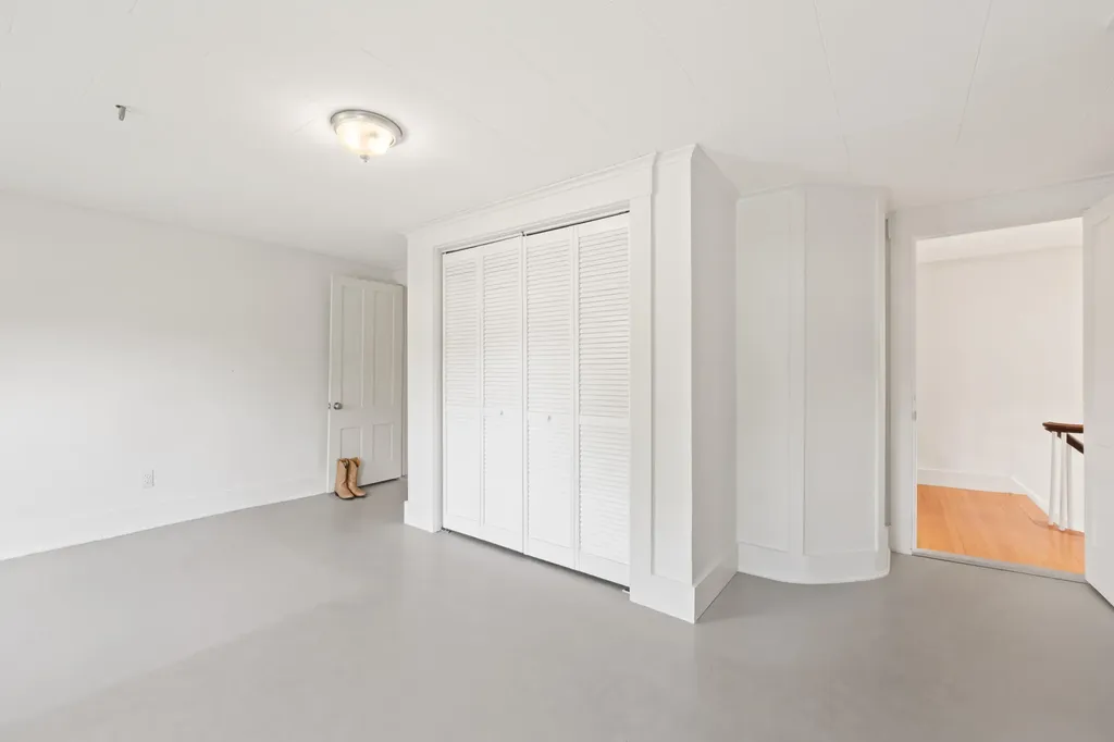 7 John Street Lyman ME 04002