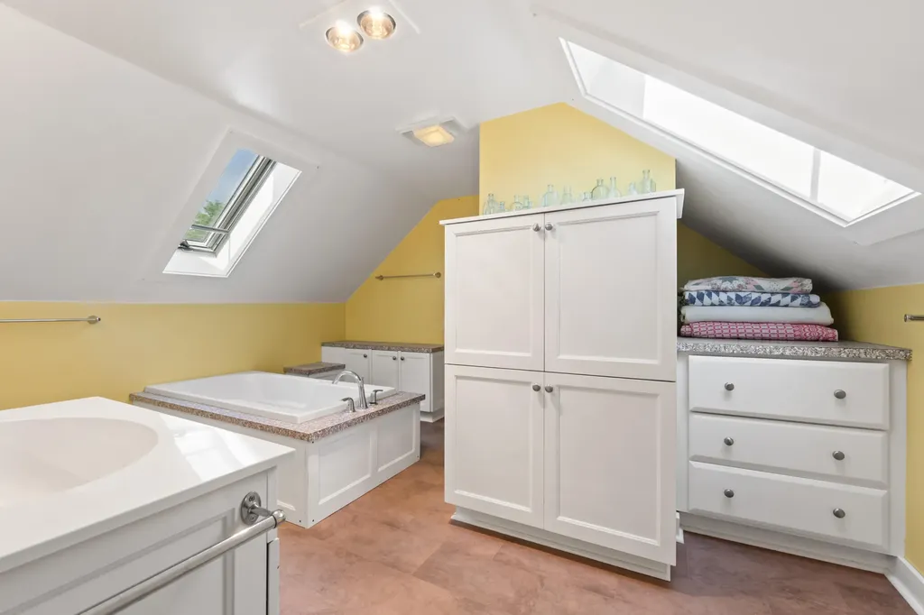 7 John Street Lyman ME 04002