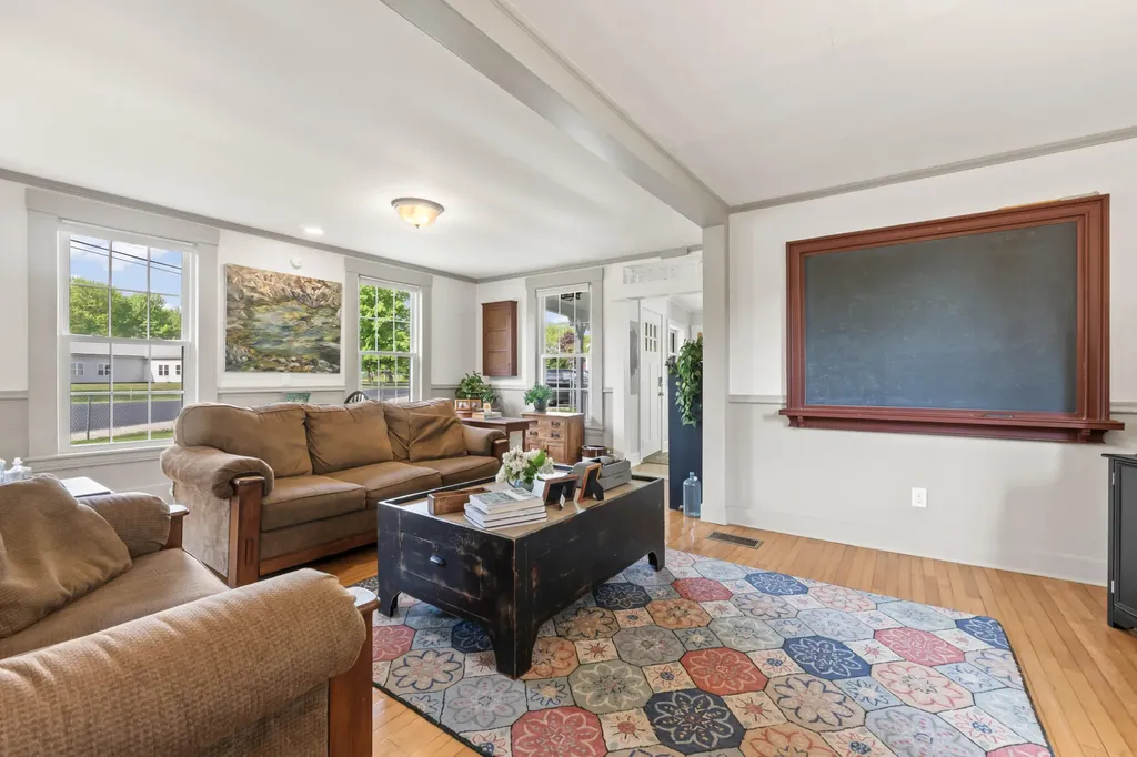 7 John Street Lyman ME 04002