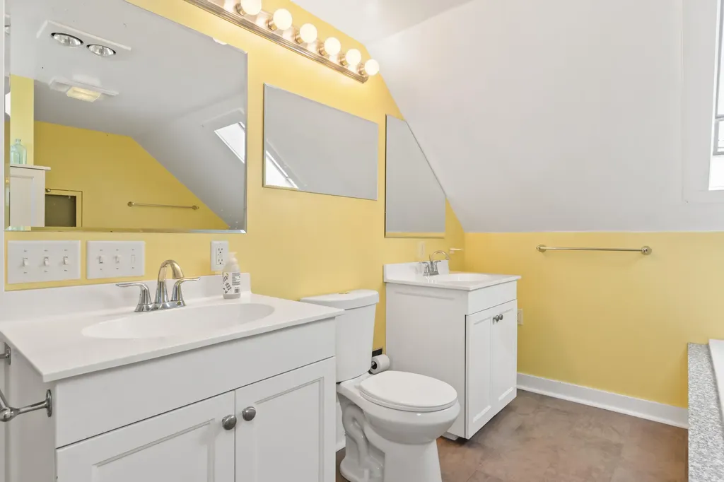 7 John Street Lyman ME 04002