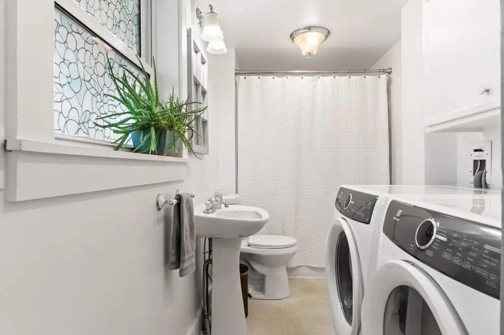 7 John Street Lyman ME 04002