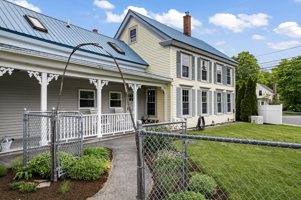 7 John Street Lyman ME 04002