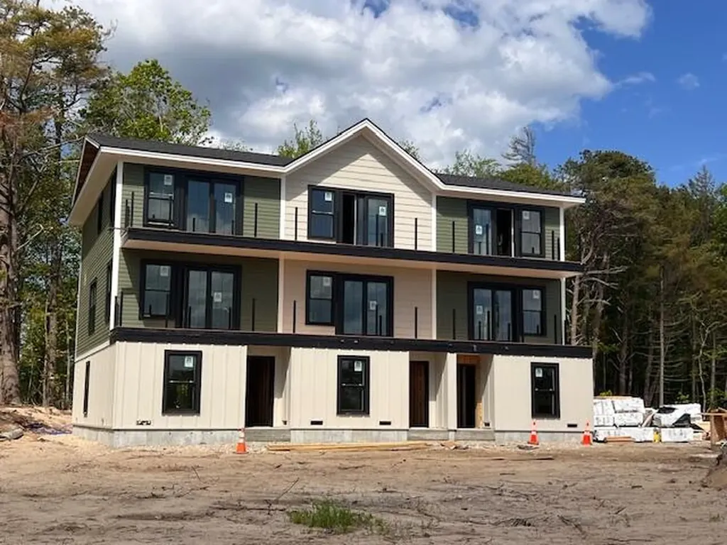 31 Salt Point Drive Old Orchard Beach ME 04064