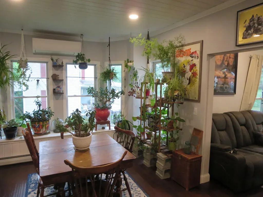 17 Mayo Street Dover-foxcroft ME 04426