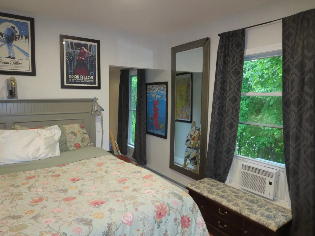 17 Mayo Street Dover-foxcroft ME 04426
