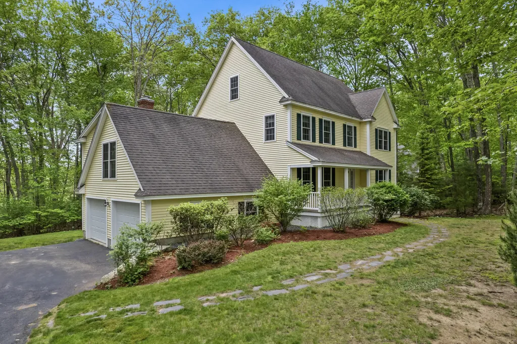 45 Meadow Pond Road South Berwick ME 03908