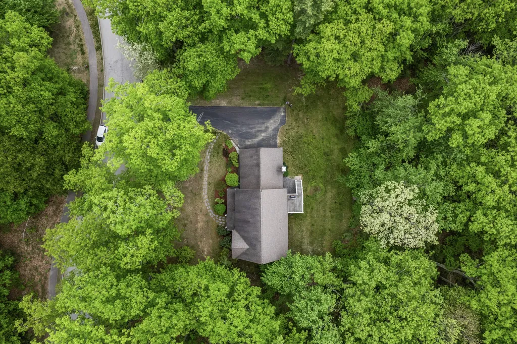 45 Meadow Pond Road South Berwick ME 03908