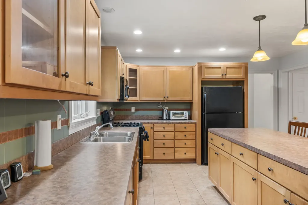 45 Meadow Pond Road South Berwick ME 03908
