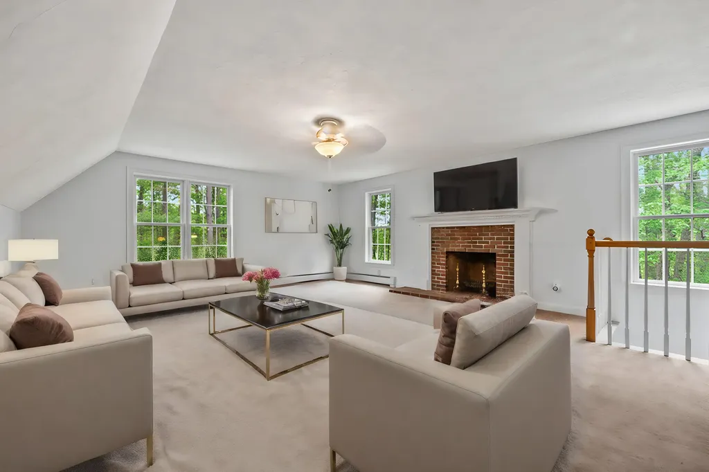 45 Meadow Pond Road South Berwick ME 03908