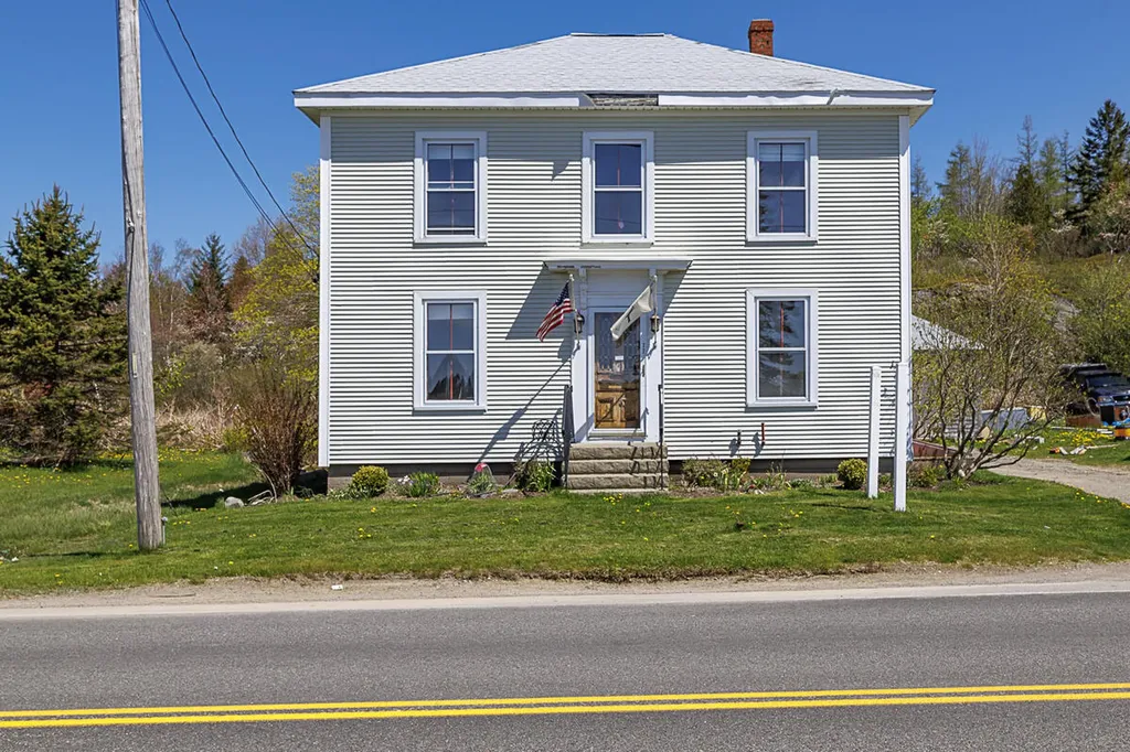 77 Washington Street Eastport ME 04631
