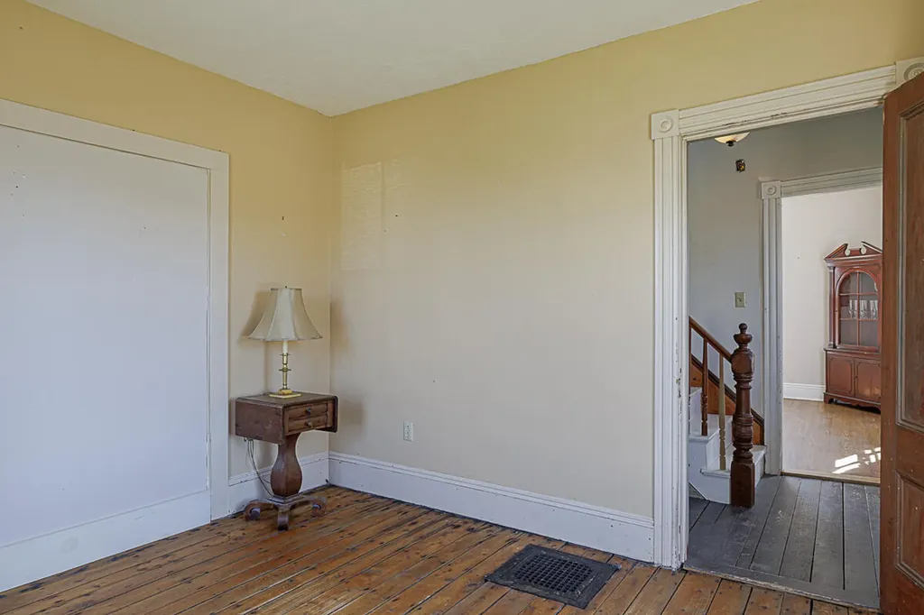 77 Washington Street Eastport ME 04631