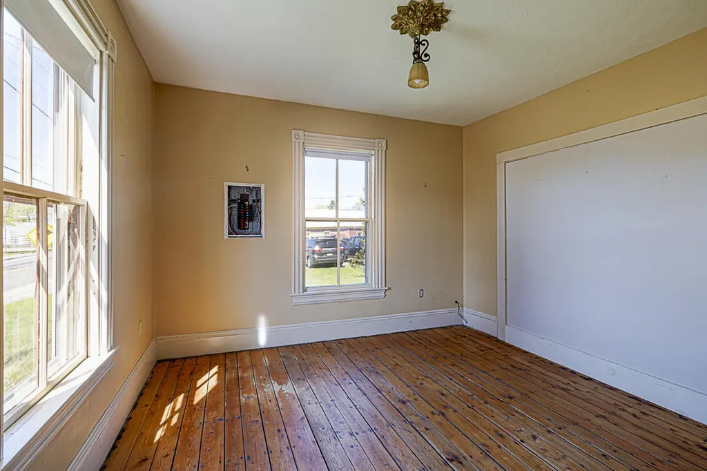 77 Washington Street Eastport ME 04631