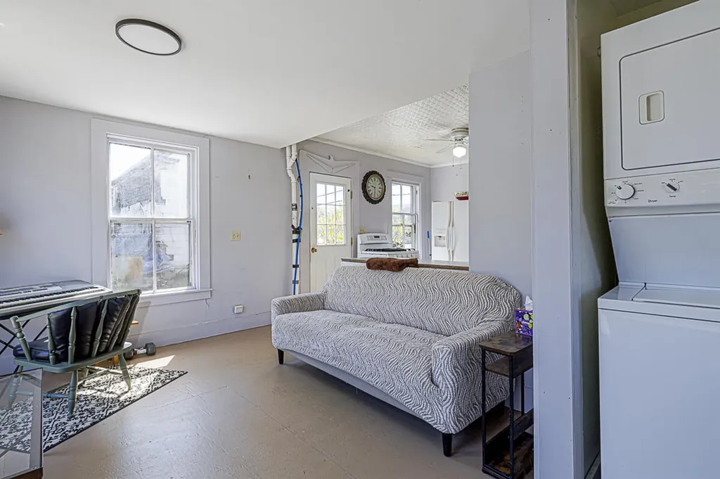 77 Washington Street Eastport ME 04631
