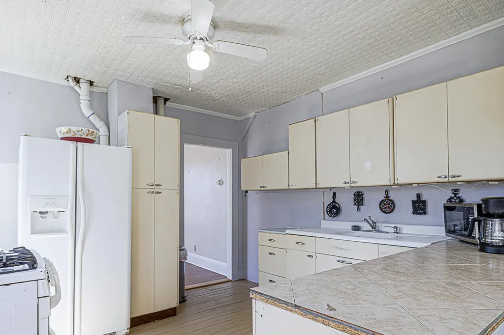 77 Washington Street Eastport ME 04631