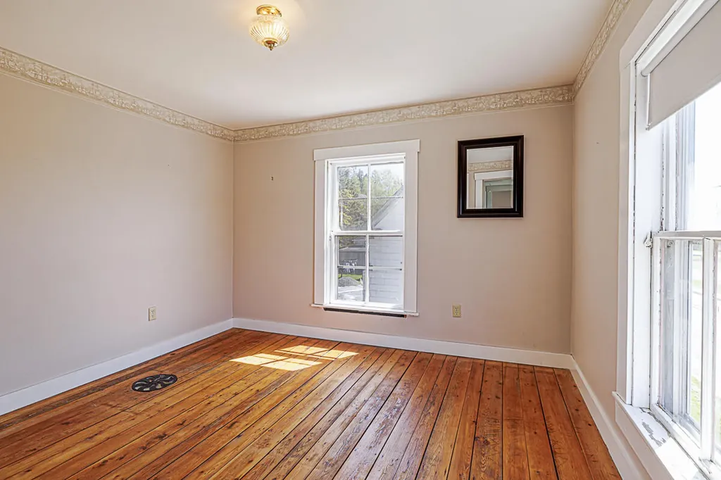 77 Washington Street Eastport ME 04631