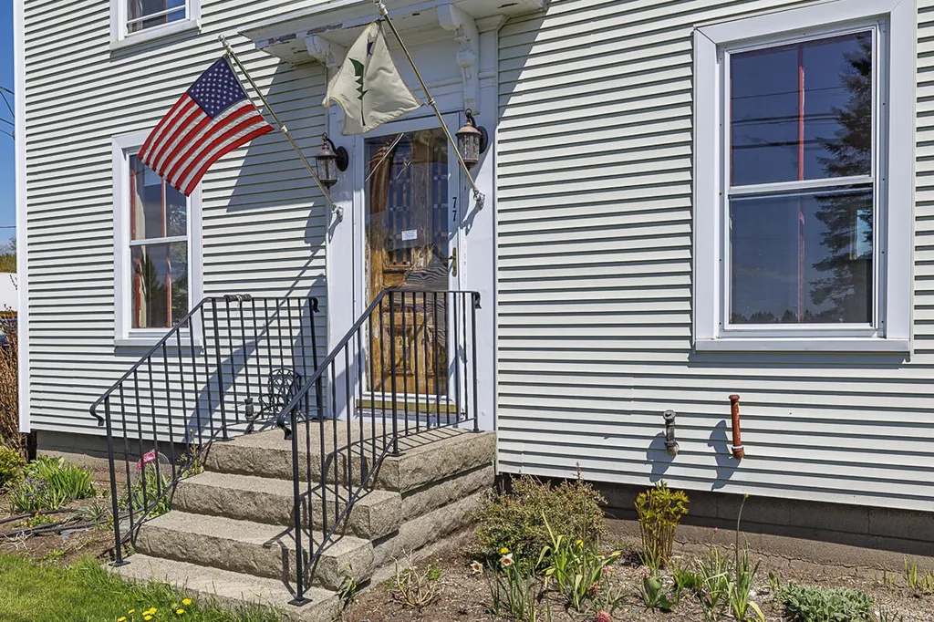 77 Washington Street Eastport ME 04631