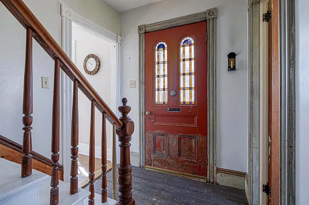 77 Washington Street Eastport ME 04631