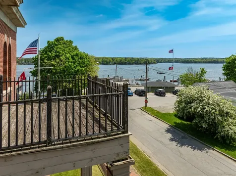 7 Middle Street Wiscasset ME 04578