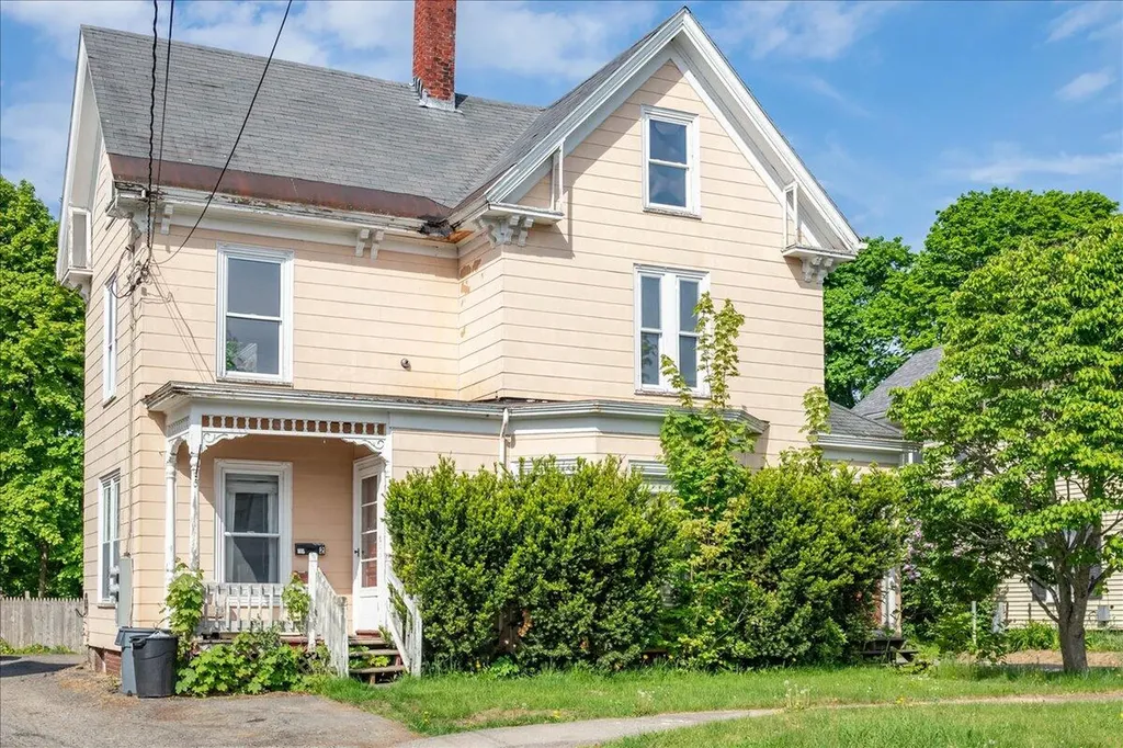 59 Holyoke Street Brewer ME 04412