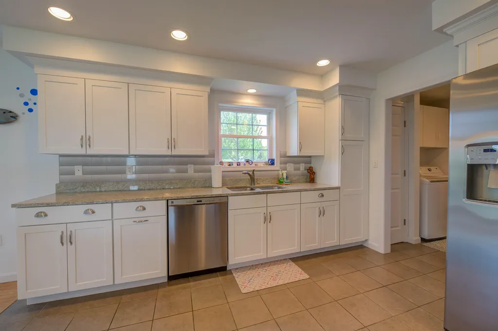 13 Sunrise Drive Hallowell ME 04347